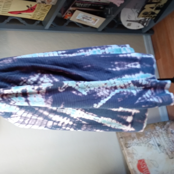 Ruff Hewn Long Sleeve Sweatshirt - Picture 4 of 8